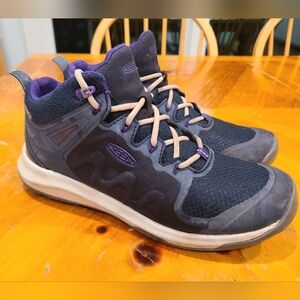Keen explore mid hiking shoe women's size 8 purple